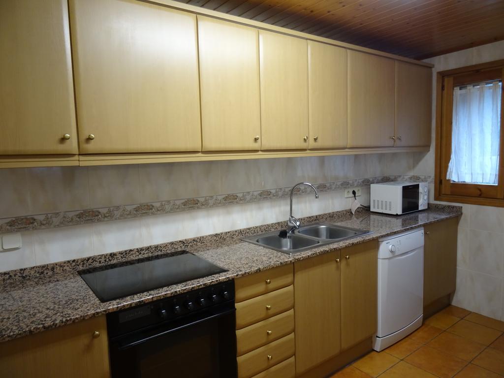 Apartaments La Canal Alins Ngoại thất bức ảnh